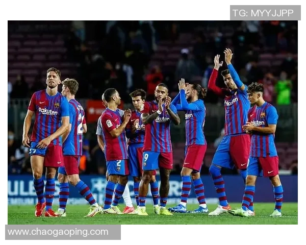 巴萨与埃尔切对决结果揭晓球迷热议比赛精彩瞬间与未来展望